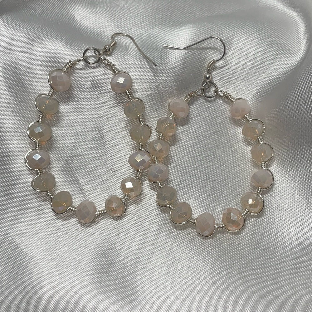 Chic Dainty Silver and Cream Beaded Earrings